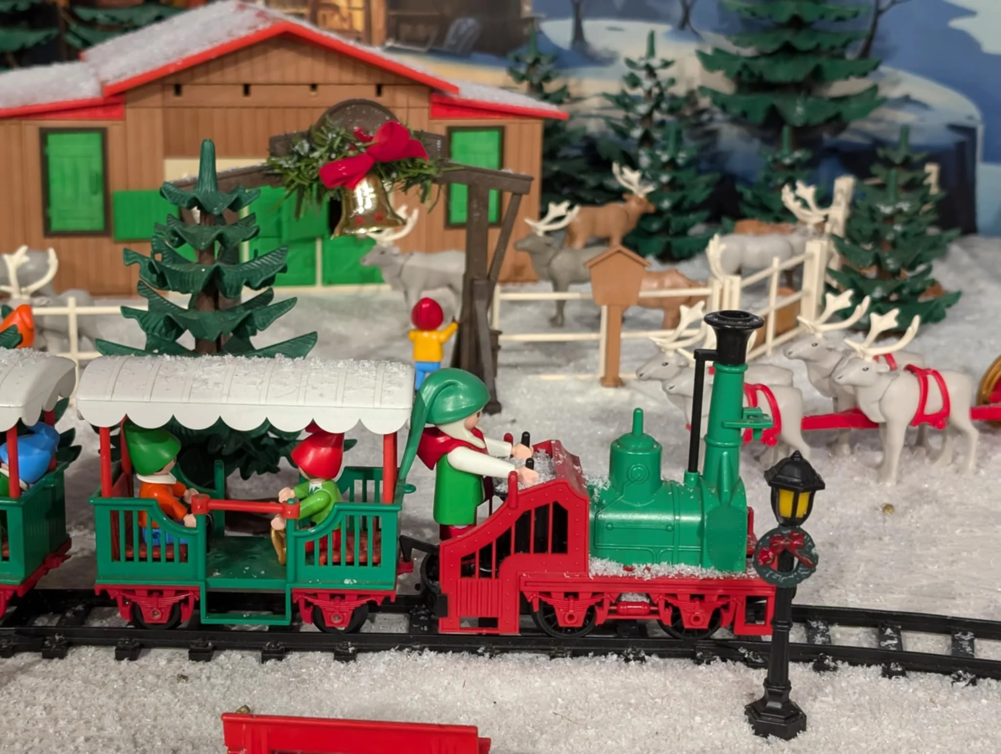 Exposition playmobil noel train pere noel